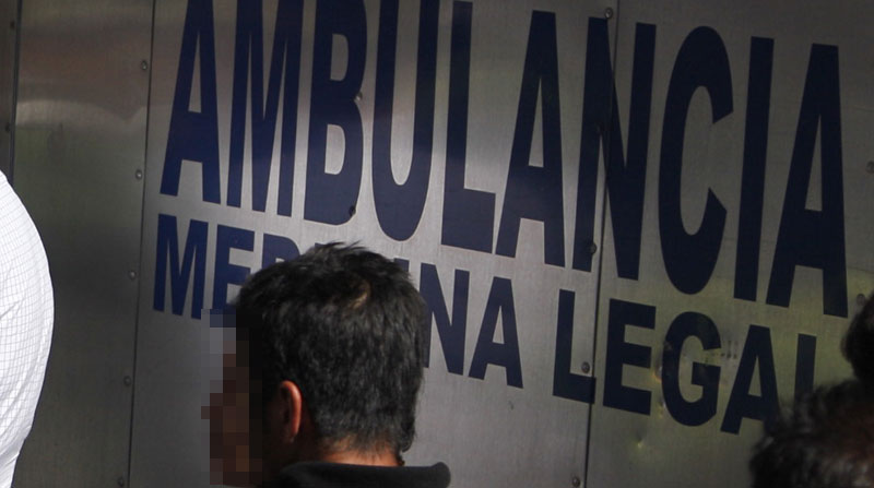 Imagen referencial. Medicina Legal e investigadores llegaron al sector en donde fue asesinado el Policía, en Guayaquil. Foto: Archivo/ EL COMERCIO