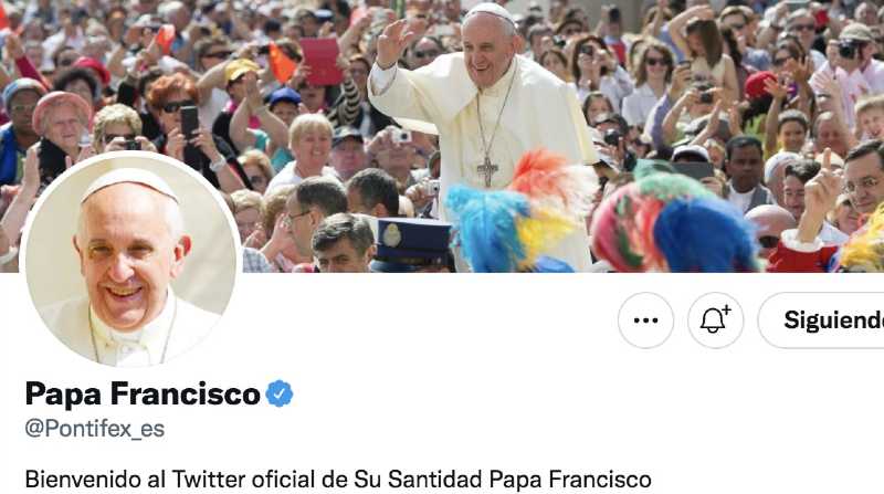 El papa lanza sus tuits en nueve idiomas: inglés, español, francés, portugués, alemán, italiano, polaco, árabe y latín. Foto: Internet