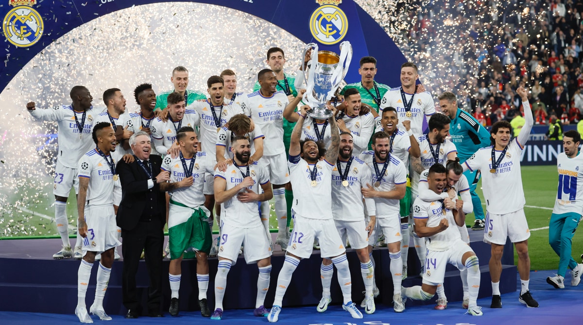 Los jugadores del Real Madrid celebran la victoria ante el Liverpool en la final de la Liga de Campeones, el pasado 28 de mayo en Saint-Denis (Francia). Foto: EFE