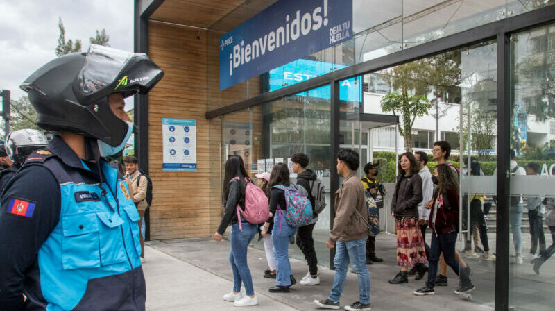 Los estudiantes de la Universidad Católica en Quito podrán postular a programas de educación superior en EE.UU. Foto: Archivo / EL COMERCIO.