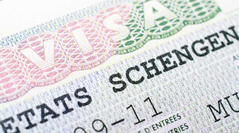 Imagen referencial. Ecuador aún está en camino para obtener la exención al visado Schengen en. Europa. Foto: Freepik