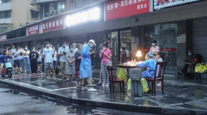 Autoridades chinas aseguran que mantienen control de la pandemia de covid-19 y sus contagios. Foto: EFE.