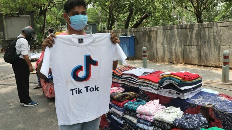 La matriz china de TikTok realizó un despido de cientos de trabajadores. Foto: EFE.