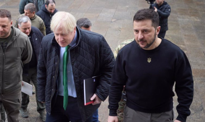 El exprimer Ministro de Reino Unido, Boris Johnson, se reunió con el Presidente de Ucrania, Volodomir Zelenski. Foto: Europa Press.