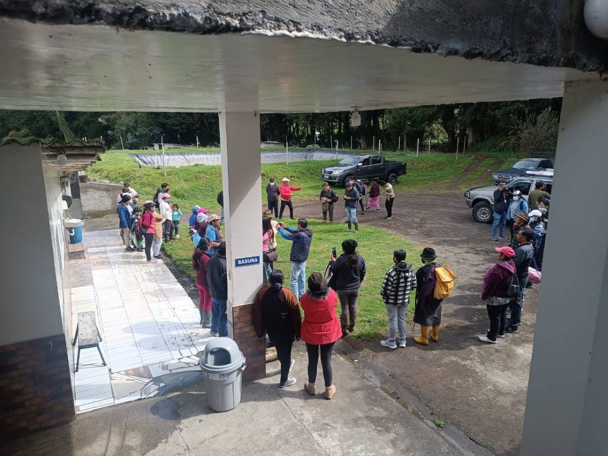 Los habitantes de Ticatilín y Macaló Grande efectuaron dos simulacros en lo que va de este mes. Los dirigentes buscan autoprepararse ante una posible erupción del volcán Cotopaxi. Foto: Cortesía