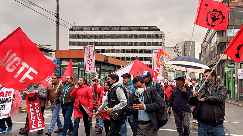 Movilización del FUT la tarde de este 19 de enero del 2023 en Quito. Foto: Twitter @CEDOCUT