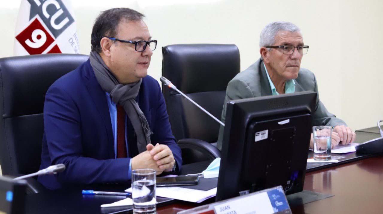 Juan Zapata, ministro del Interior, se refirió a la publicación de La Posta que revela una supuesta trama de corrupción. Foto: Twitter Juan Zapata