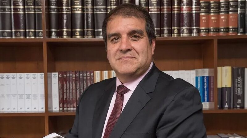 El abogado Álvaro Román asumirá la presidencia del Consejo de la Judicatura, de forma temporal. Foto: Twitter de Álvaro Román