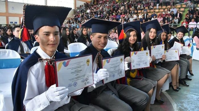 Graduaciones en la región Costa