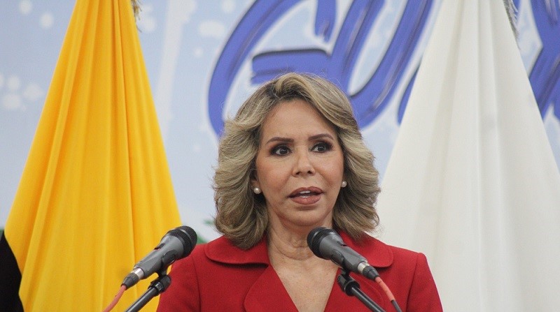 Luisa Delgadillo, moderado de debates electorales 2023 en Guayas