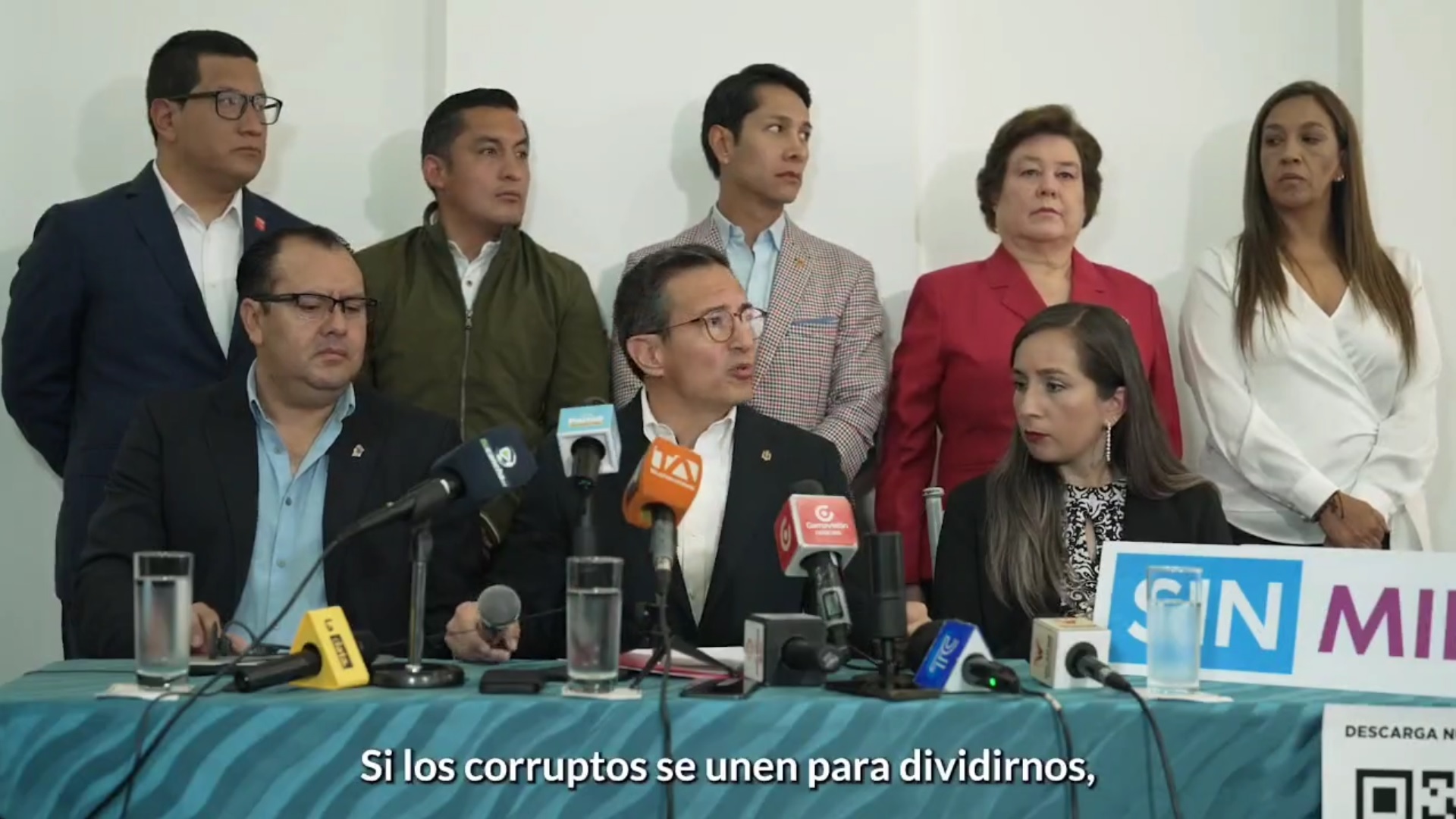 Pedro Freile durante la rueda de prensa convocada para la mañana de este martes, 24 de enero del 2023, en la que difundió audios filtrados sobre Jorge Yunda y Andrés Páez. Foto: Captura de pantalla Facebook.