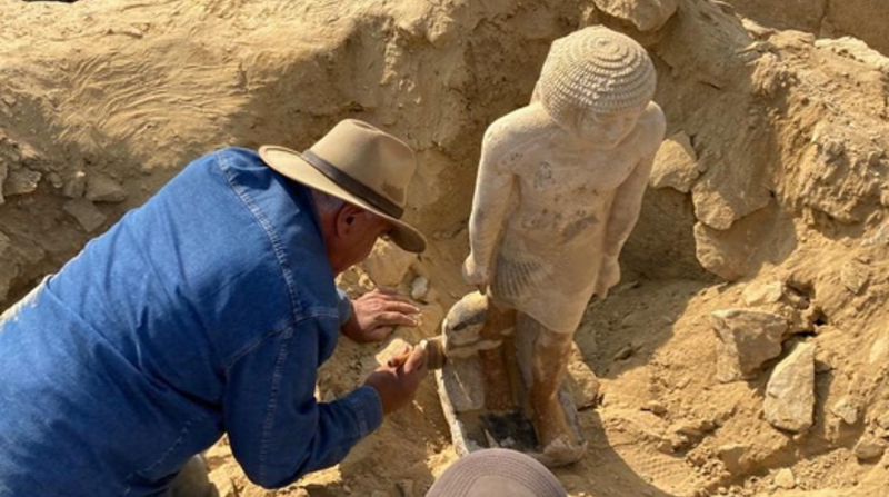 Los arqueólogos mencionaron que los hallazgos descubiertos corresponden a la quinta y sexta dinastía, entre los años 2 500 y 2 100 antes de la era cristiana. Foto: Instagram de Zahi Hawass