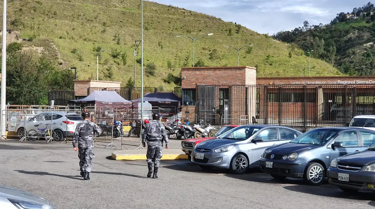 En la cárcel Turi de Cuenca ocurrió la primera muerte violenta de este 2023. Un reo fue golpeado salvajemente. Foto: EL COMERCIO