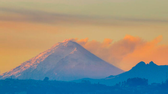 El volcán Cotopaxi es la segunda montaña más alta de los Andes del Ecuador. Foto: Patricio Terán / EL COMERCIO