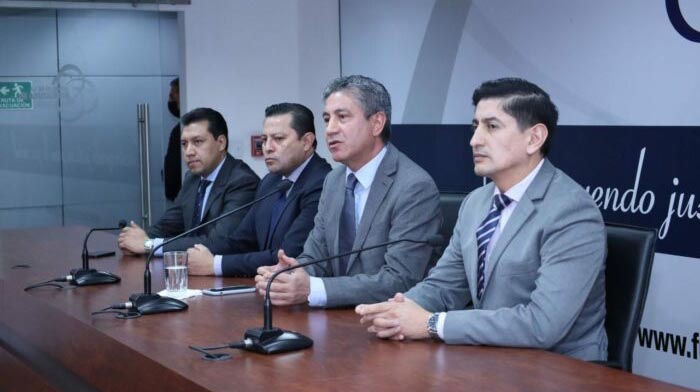 Fausto Murillo (centro) entregará la presidencia del Consejo de la Judicatura y volverá a ser vocal de esa institución. Foto: Cortesía / Consejo de la Judicatura