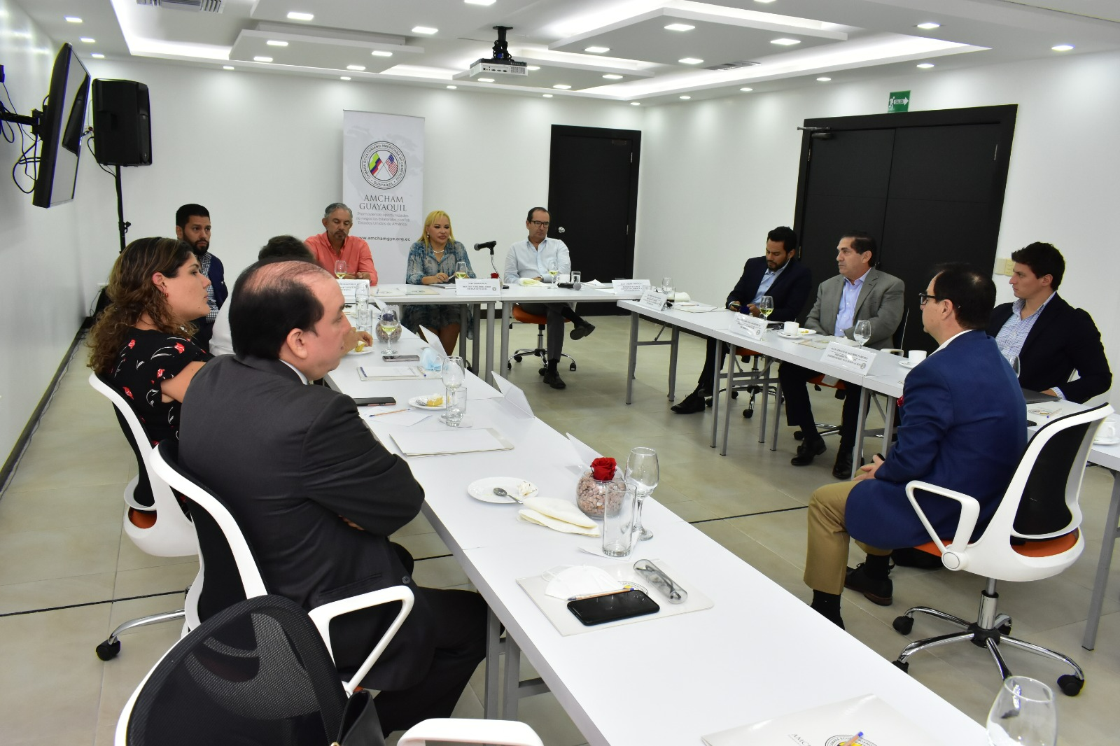 Empresarios ecuatorianos exploraron la posibilidad de hacer negocios con Estados Unidos el martes 31 de enero, en el denominado Amcham Day.. Foto Cortesía