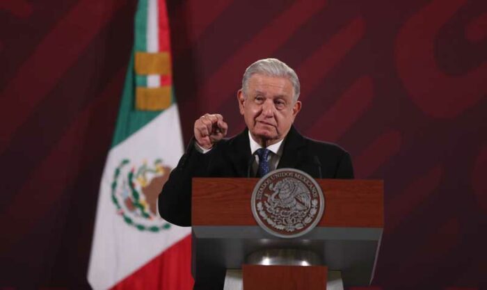 Las primeras manifestaciones del colectivo exigiendo la renuncia de Manuel López Obrador ocurrieron en 2020. Foto: EFE