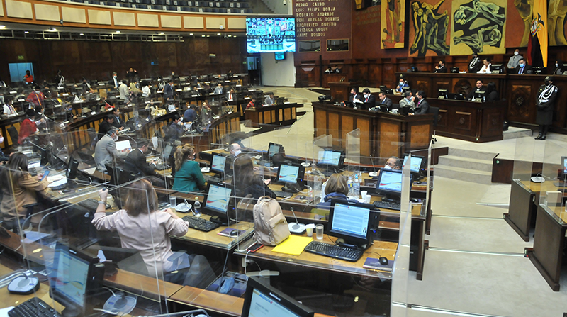 El Pleno de la Asamblea se allanó a la objeción parcial que había sido presentada por el presidente, Guillermo Lasso, con 129 votos a favor. Foto: Flickr