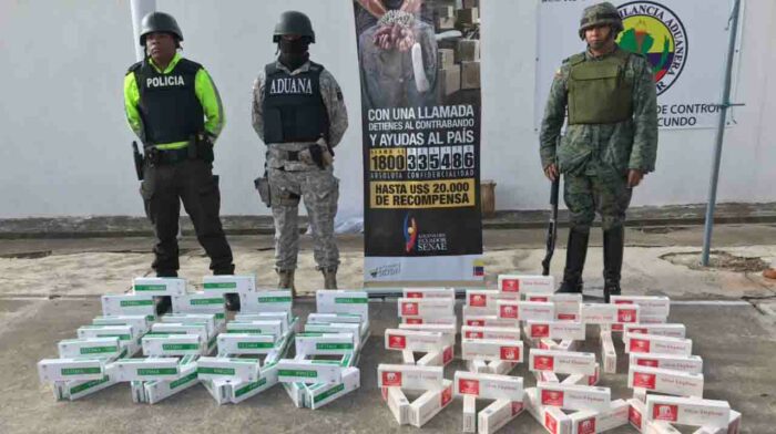 Ecuador dejó de recibir USD 270 millones de dólares en el 2022 por concepto del ingreso ilegal de cigarrillos al país, reveló el 10 de enero un informe de la firma Ivamer. Foto: Cortesía Policía Nacional