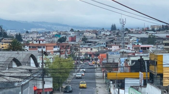 Para este fin de semana se esperan menos lluvias y mañana soleadas en Quito. Foto: Carlos Noriega/ EL COMERCIO