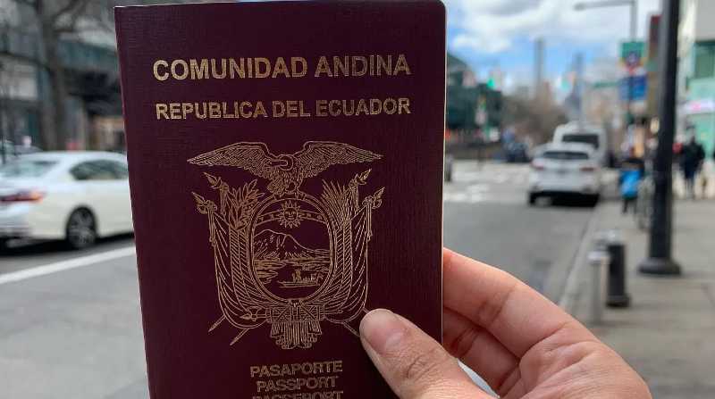 El pasaporte de Ecuador según este ranking tiene acceso sin visa a 92 países del mundo. Foto: Internet