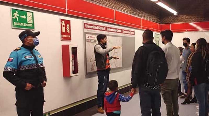 Continúan las visitas de la Metro de Quito. Foto: Cortesía