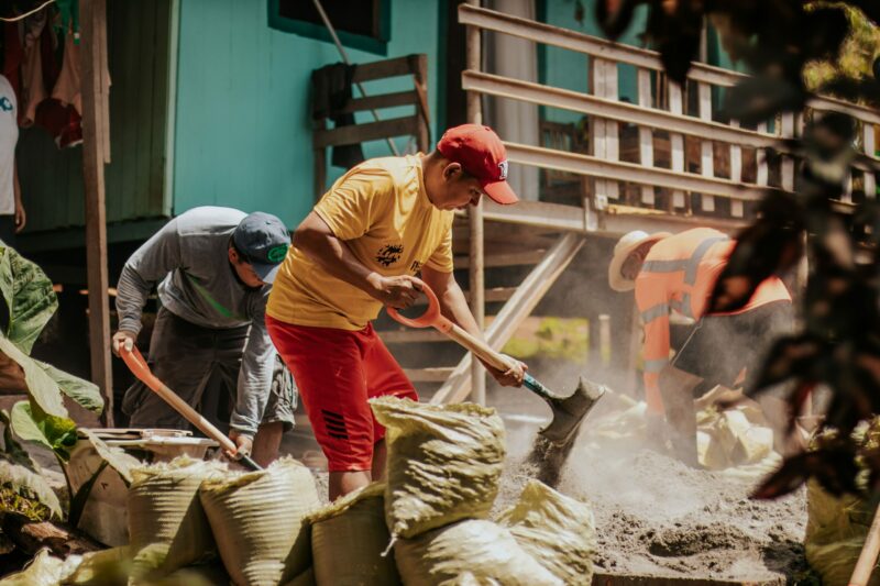 Imagen referencial. El sector de la construcción en el Ecuador decreció en el tercer trimestre del 2022. Foto: Pexels