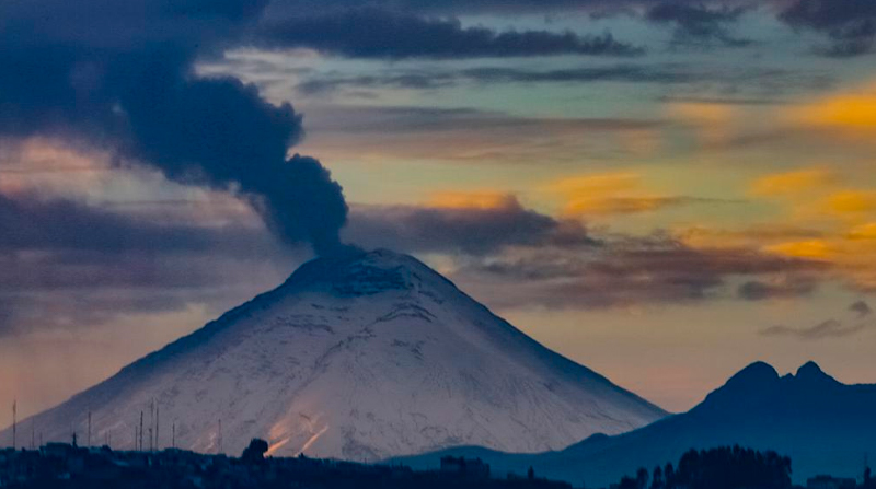 Expertos aseguran que el Cotopaxi es el volcán más peligroso que hay en el Ecuador. Foto: Patricio Terán / EL COMERCIO