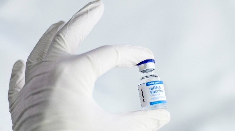 El antiviral de la compañía farmacéutica de Reino Unido podría no proporcionar protección contra el desarrollo de covid-19. Foto: Pixabay