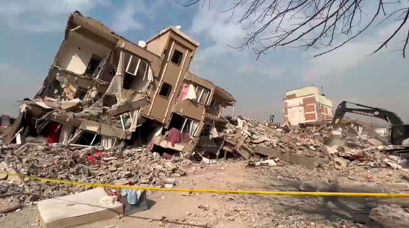 La madrugada del lunes 6 de febrero, un terremoto afectó a Turquía. Foto: EFE