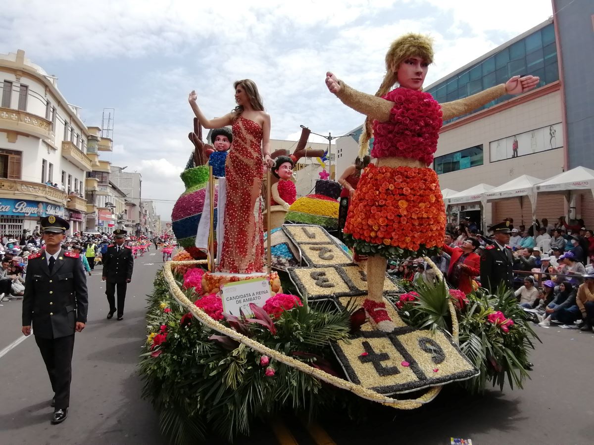 Ambato, en la provincia de Tungurahua, fue una de las más visitadas en el feriado de Carnaval. Foto: Modesto Moreta / EL COMERCIO