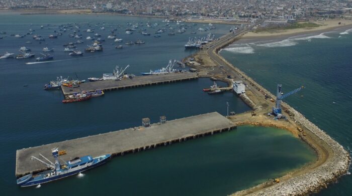 Desde este miércoles 1 de febrero del 2023 entró en operaciones los escáneres de seguridad en el Puerto de Manta, en Manabí. Foto: Cortesía Municipio de Manta