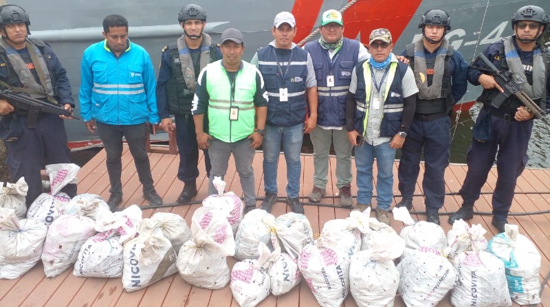 Armada y Ministerio dle Ambiente decomisaron los cangrejos y los liberaron. Foto: Armada del Ecuador
