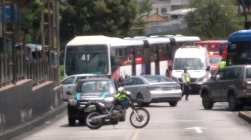La Empresa de Pasajeros informó que una persona fue atropellada en el carril exclusivo, en La Marín. Foto: Twitter Empresa de Pasajeros