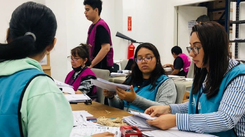 En Guayas avanza el proceso de recuento de votos de las elecciones 2023. Foto: Twitter CNE Guayas
