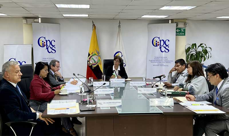 Los siete miembros del Cpccs eligieron por unanimidad a Wilman Terán como presidente del Consejo de la Judicatura. Foto: Twitter Participa Ecuador