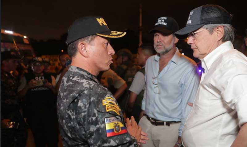 En el operativo lo acompañaron el gobernador del Guayas, Francesco Tabacchi, miembros de las Fuerzas Armadas y de la Policía Nacional. Foto: Flickr Presidencia