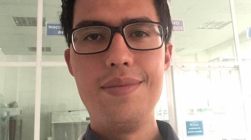 Mauricio Crizón trabajaba como docente en la Universidad Central del Ecuador. Foto: Redes sociales