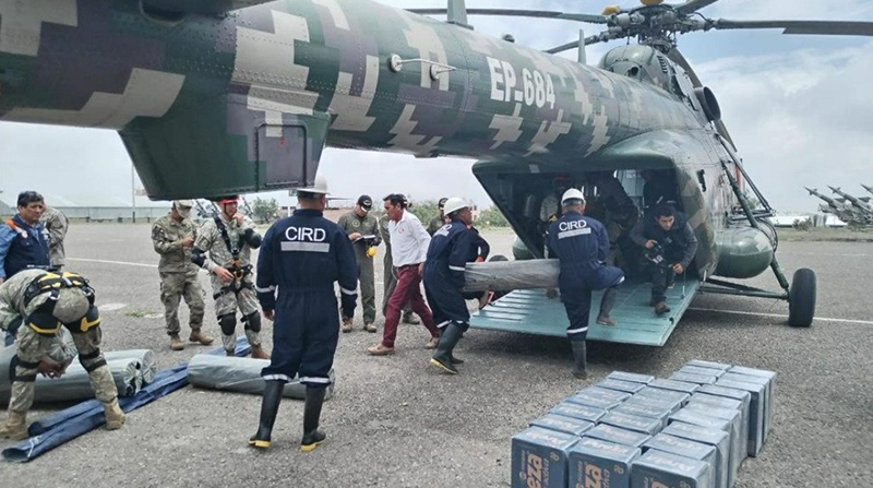 Helicóptero del Ejército de Perú se movilizaba para la ayuda humanitaria. Foto: Twitter @MindefPeru