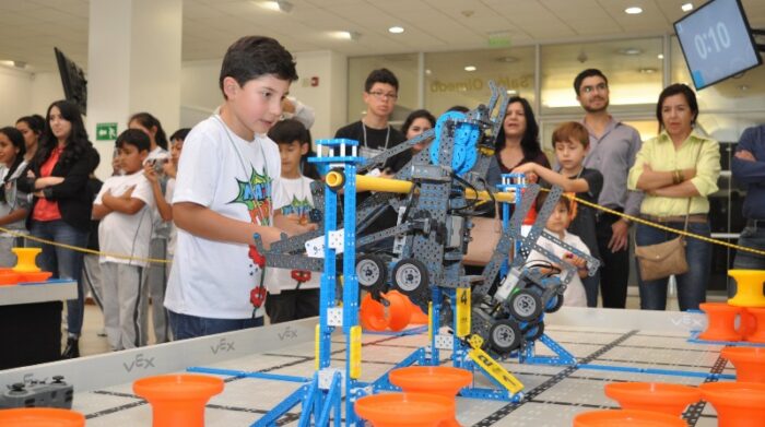 Los estudiantes pondrán a prueba sus conocimientos de robótica durante tres días. Foto: Cortesía.