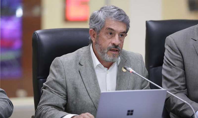 El ministro de Salud, José Ruales en la sesión del Comité de Operaciones de Emergencia Nacional el 7 de febrero del 2023. Foto: Twitter Ministerio de Salud