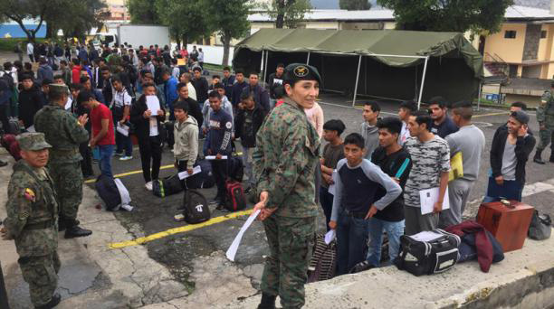 Está en marcha un nuevo llamado para el acuartelamiento militar en Ecuador. Este proceso es exclusivo para hombres jóvenes de 18 a 22 años. Foto: Archivo / EL COMERCIO