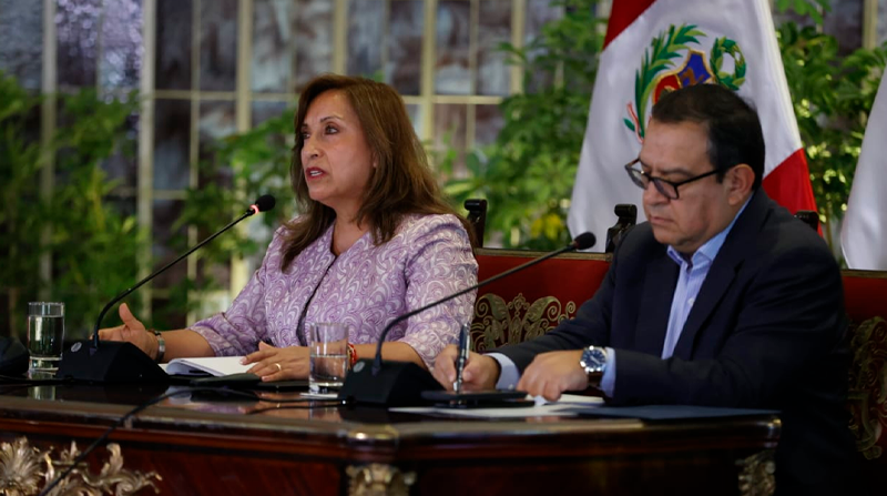 El próximo martes 7 de marzo, la mandataria peruana deberá acudir a la sede del Ministerio Público en Lima. Foto: Twitter @presidenciaperu