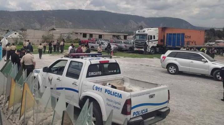 La Fiscalía y Policía investigan el robo de 24 autos de concesionaria en Quito. Foto: Fiscalía