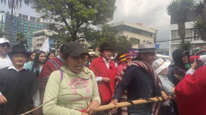 Leonidas Iza encabezó marcha del movimiento indígena en Quito que llegó a la Corte Cosntitucional. Foto: Karina Sotalin / EL COMERCIO