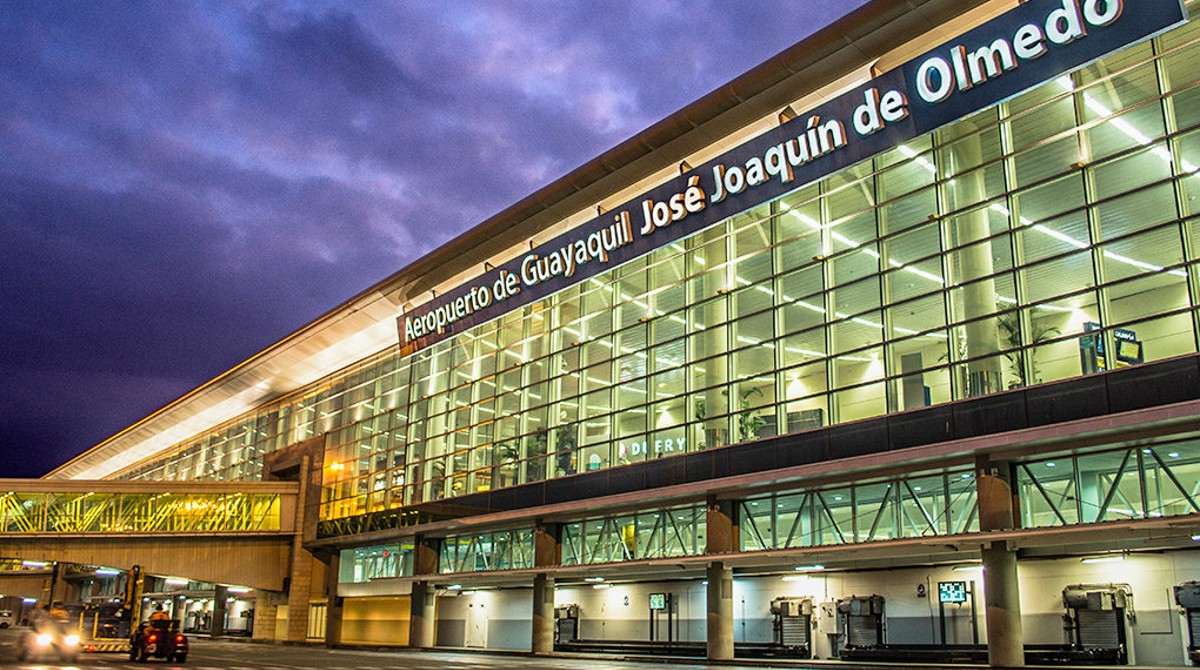 El Aeropuerto de Guayaquil sufrió un percance en su pista. Foto: Autoridad Aeropuertaria Guayaquil