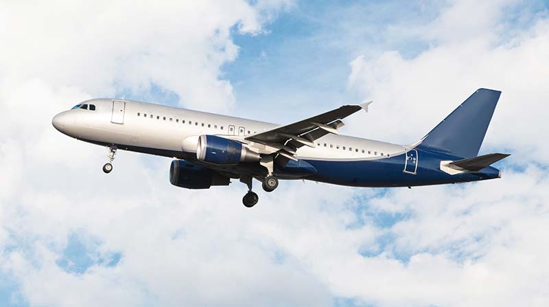 Fuerte turbulencia en vuelo hacia Alemania deja a pasajeros heridos