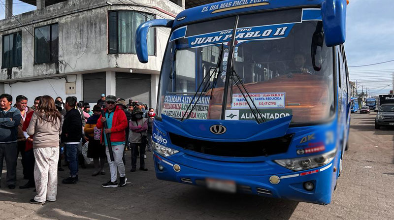 Los habitantes de barrios altos del sur de Quito cuentan con nuevas rutas para movilizarse. Foto: Patricio Terán/ EL COMERCIO
