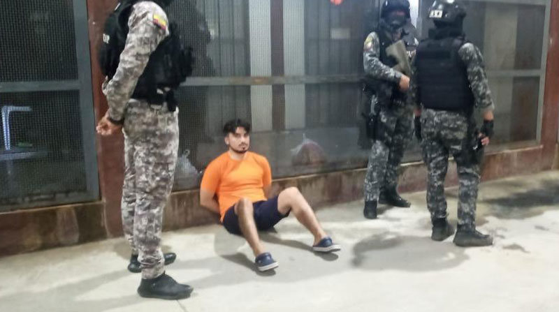 Germán Cáceres, principal sospechoso del femicidio de María Belén Bernal, está detenido en la cárcel la Roca. Foto: Twitter Guillermo Lasso