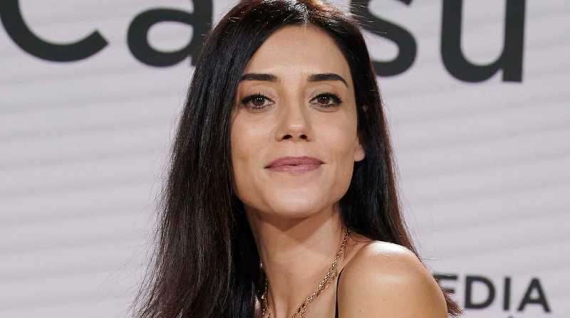 La actriz turca sufrió una fractura en el talón. Foto: Cortesía